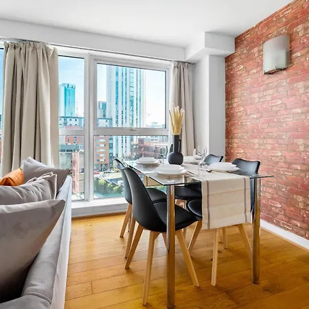 Apartman New Luxury Centre - 2 Bedroom - Netflix - Wifi - Secure Parking 35qc Birmingham
